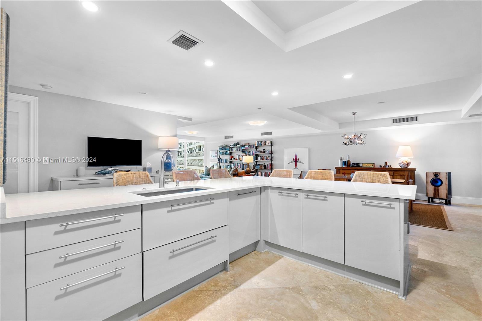 HIGH END FINISHES