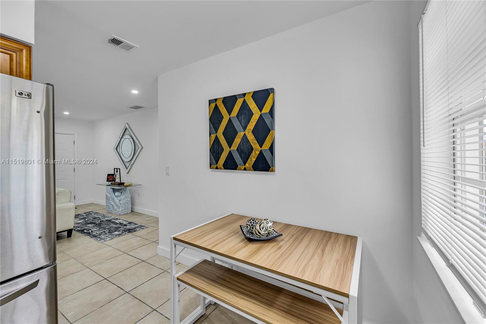251 NE 40th Ct 251, Oakland Park, Florida 33334, 2 Bedrooms Bedrooms, ,1 BathroomBathrooms,Residentiallease,For Rent,251 NE 40th Ct 251,A11519801