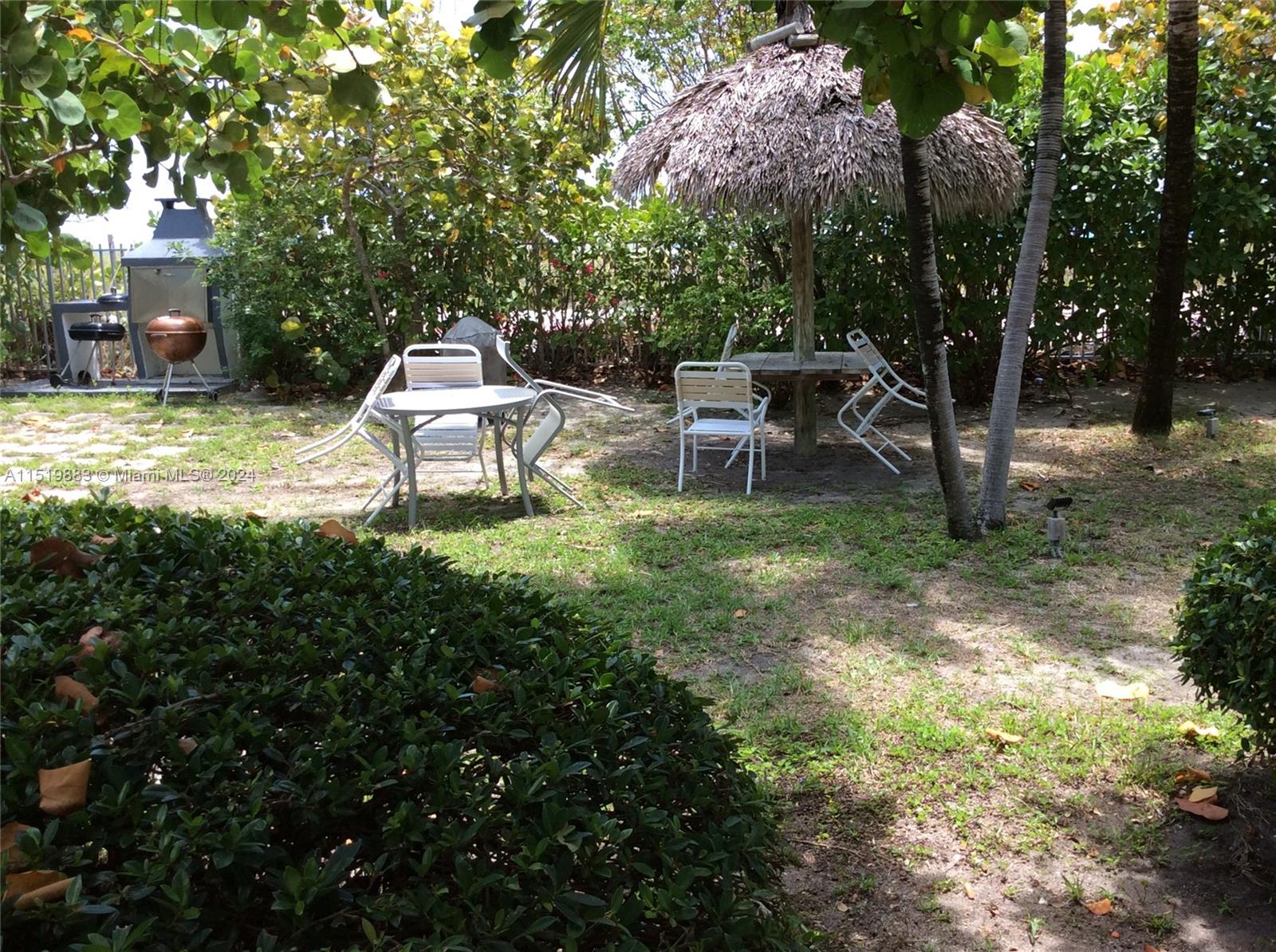 5055 Collins Ave 5A, Miami Beach, Florida 33140, 1 Bedroom Bedrooms, ,1 BathroomBathrooms,Residential,For Sale,5055 Collins Ave 5A,A11519883