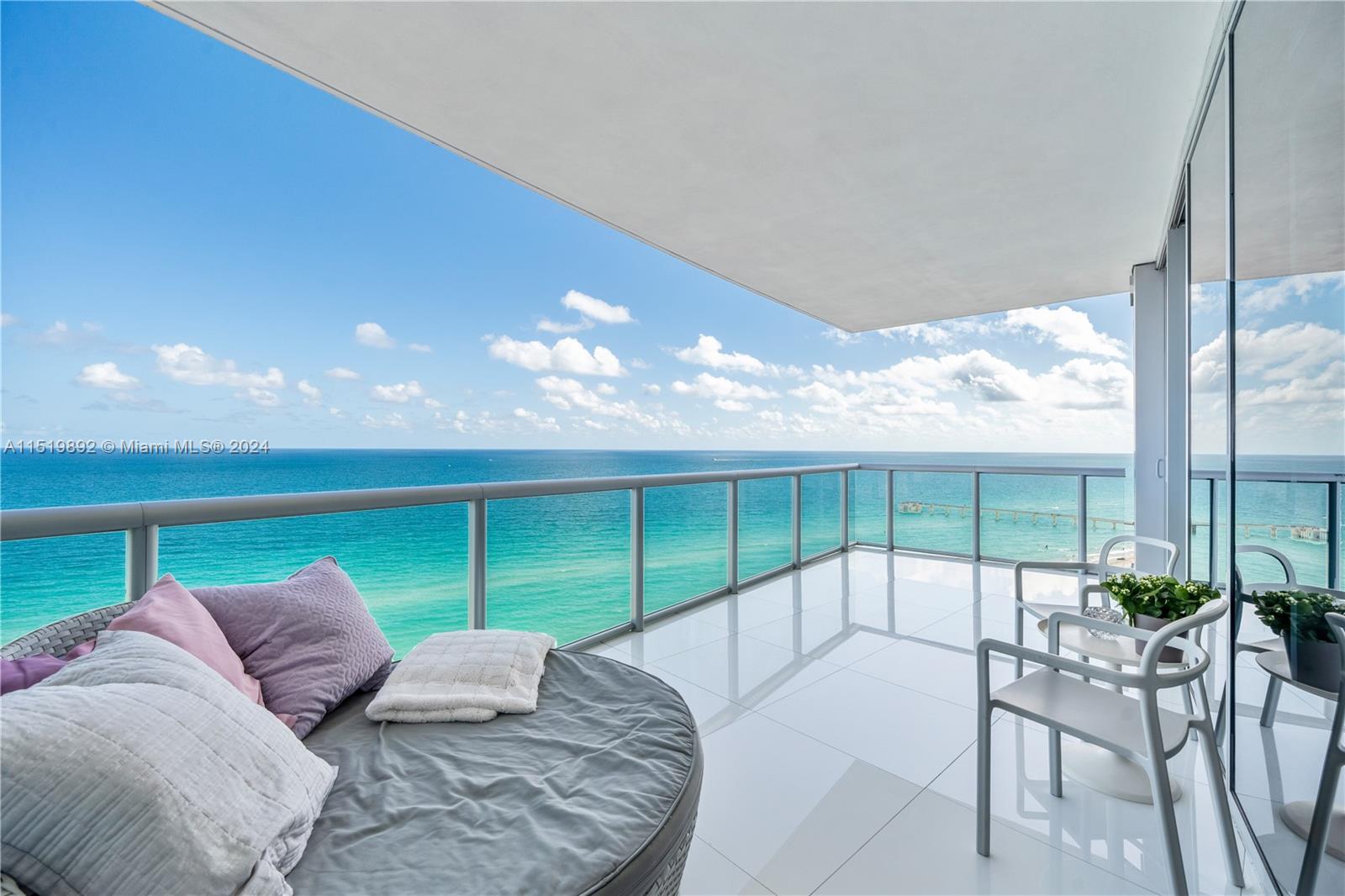 Apartamento para Alugar em Sunny Isles Beach, FL