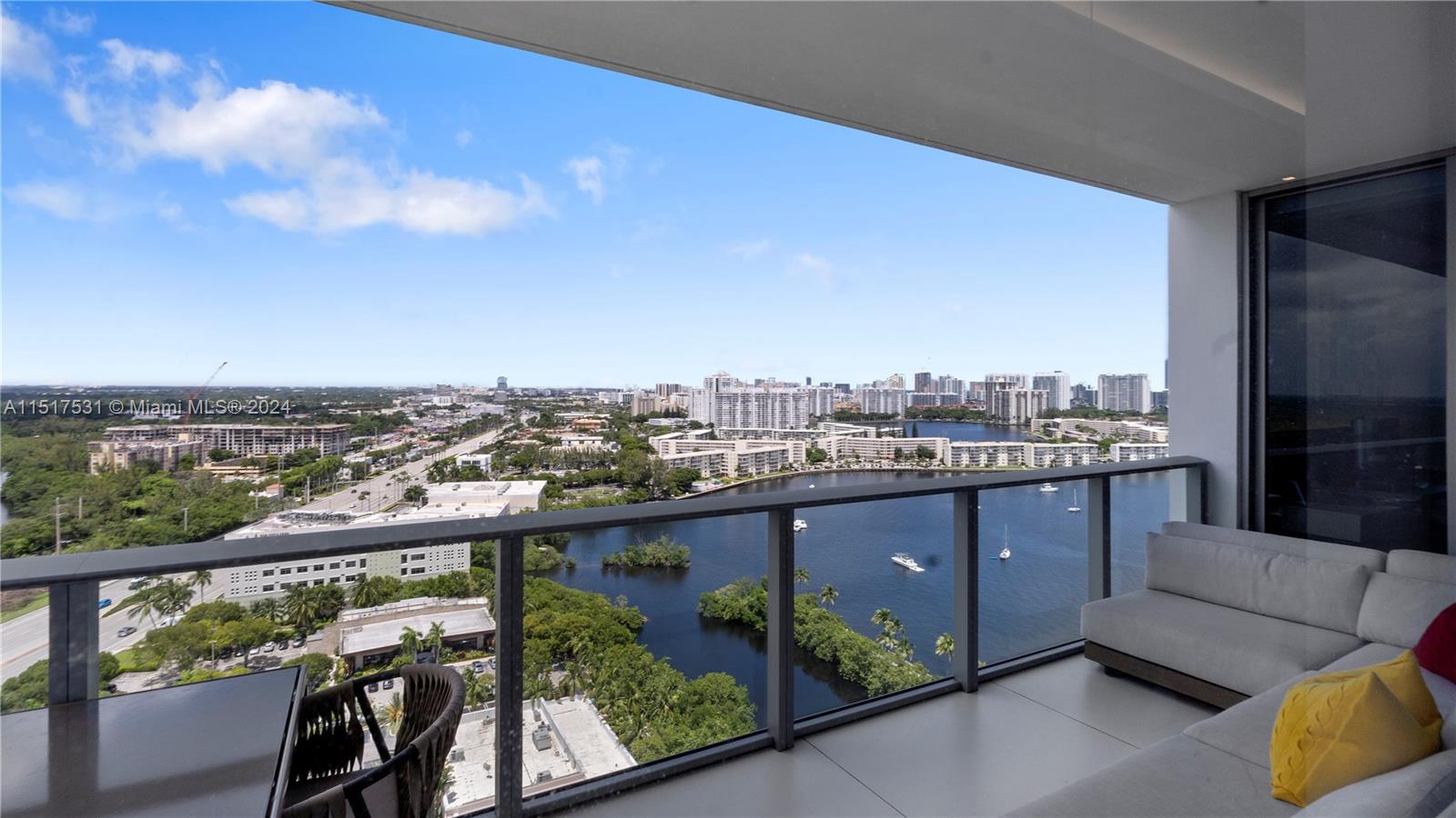 17301 Biscayne Blvd, North Miami Beach, FL, 33160 United States, 2 Bedrooms Bedrooms, ,2 BathroomsBathrooms,Residential,For Sale,Biscayne Blvd,A11517531