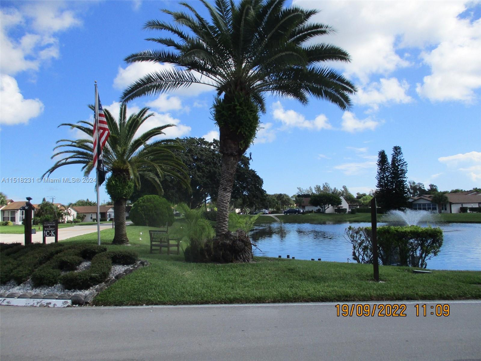 ENTRANCE INTO TWIN LAKES