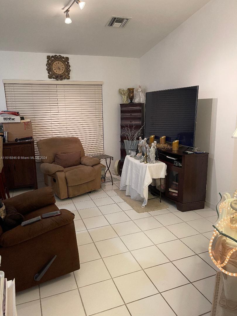 8020 SW 157th Pl, Miami, Florida 33193, 3 Bedrooms Bedrooms, ,2 BathroomsBathrooms,Residential,For Sale,8020 SW 157th Pl,A11516846