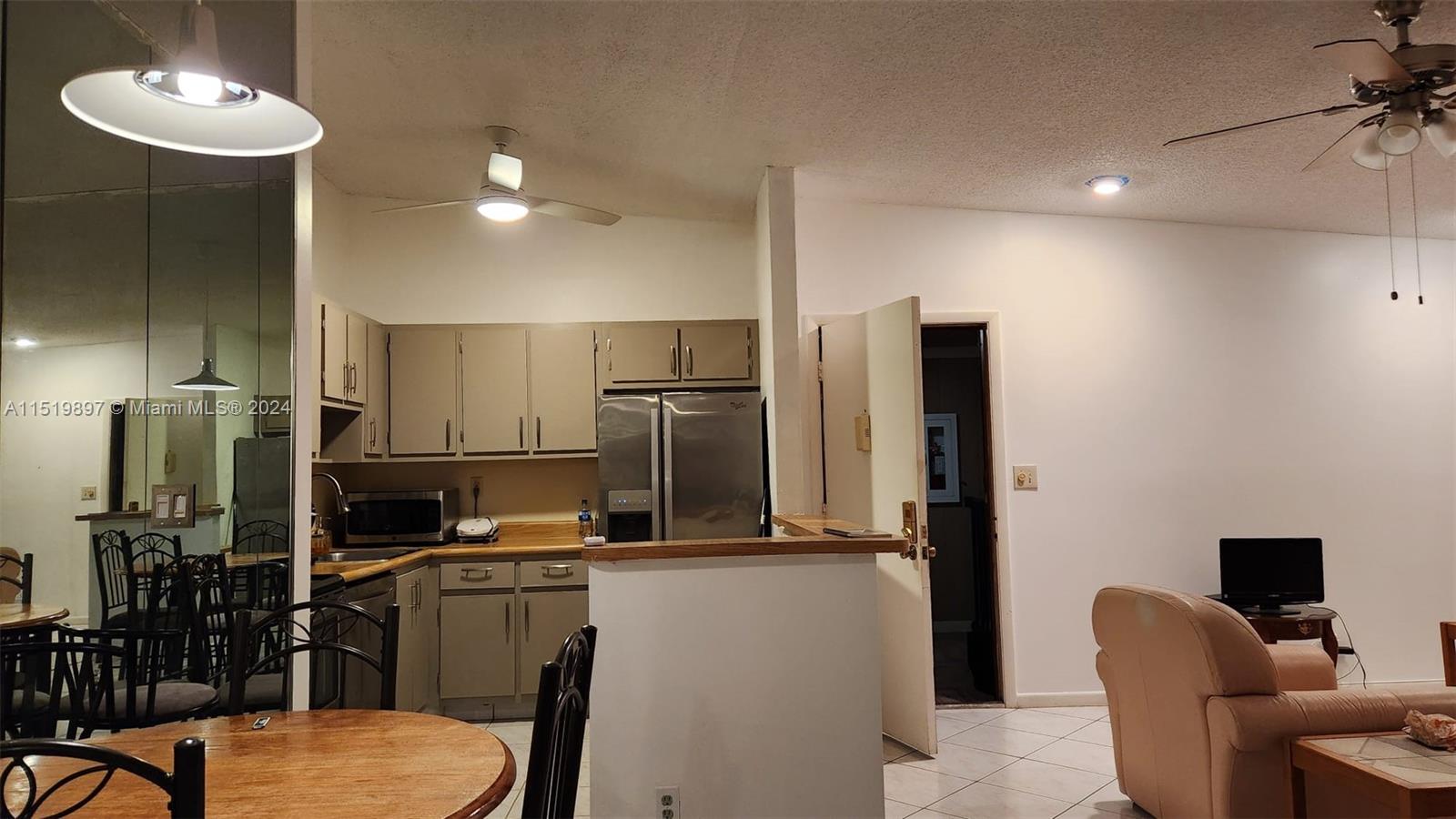 7120 Ashmont Cir 205, Tamarac, Florida 33321, 2 Bedrooms Bedrooms, ,2 BathroomsBathrooms,Residential,For Sale,7120 Ashmont Cir 205,A11519897