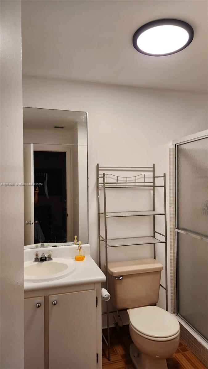 7120 Ashmont Cir 205, Tamarac, Florida 33321, 2 Bedrooms Bedrooms, ,2 BathroomsBathrooms,Residential,For Sale,7120 Ashmont Cir 205,A11519897