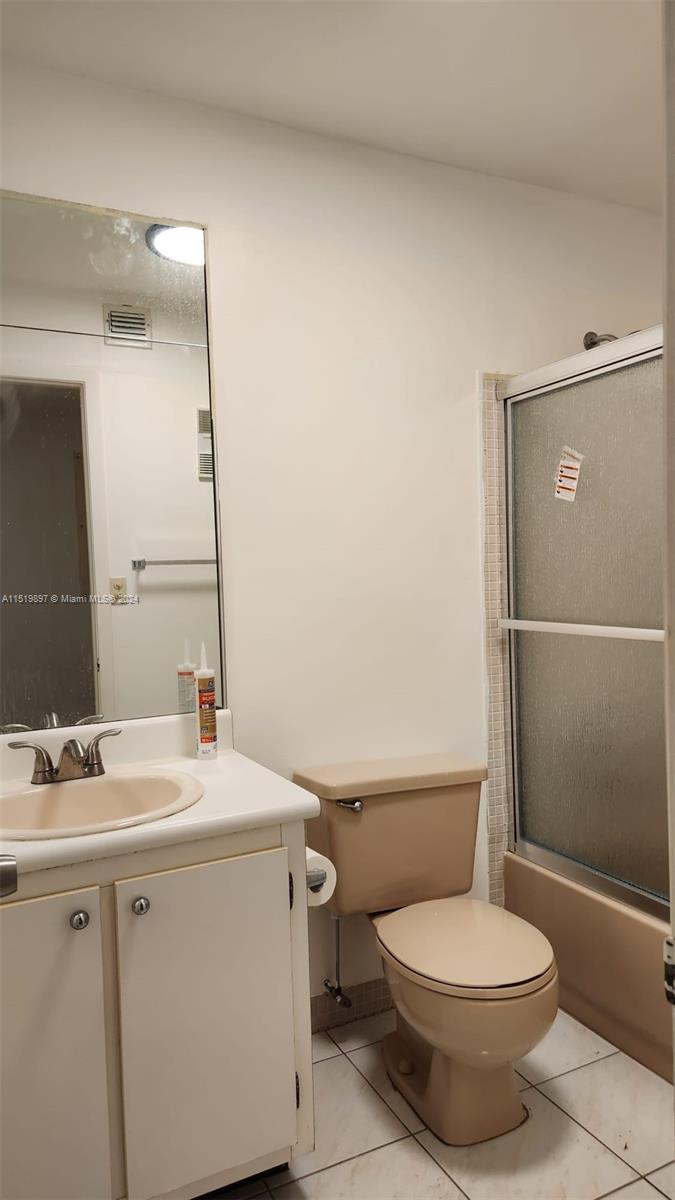 7120 Ashmont Cir 205, Tamarac, Florida 33321, 2 Bedrooms Bedrooms, ,2 BathroomsBathrooms,Residential,For Sale,7120 Ashmont Cir 205,A11519897