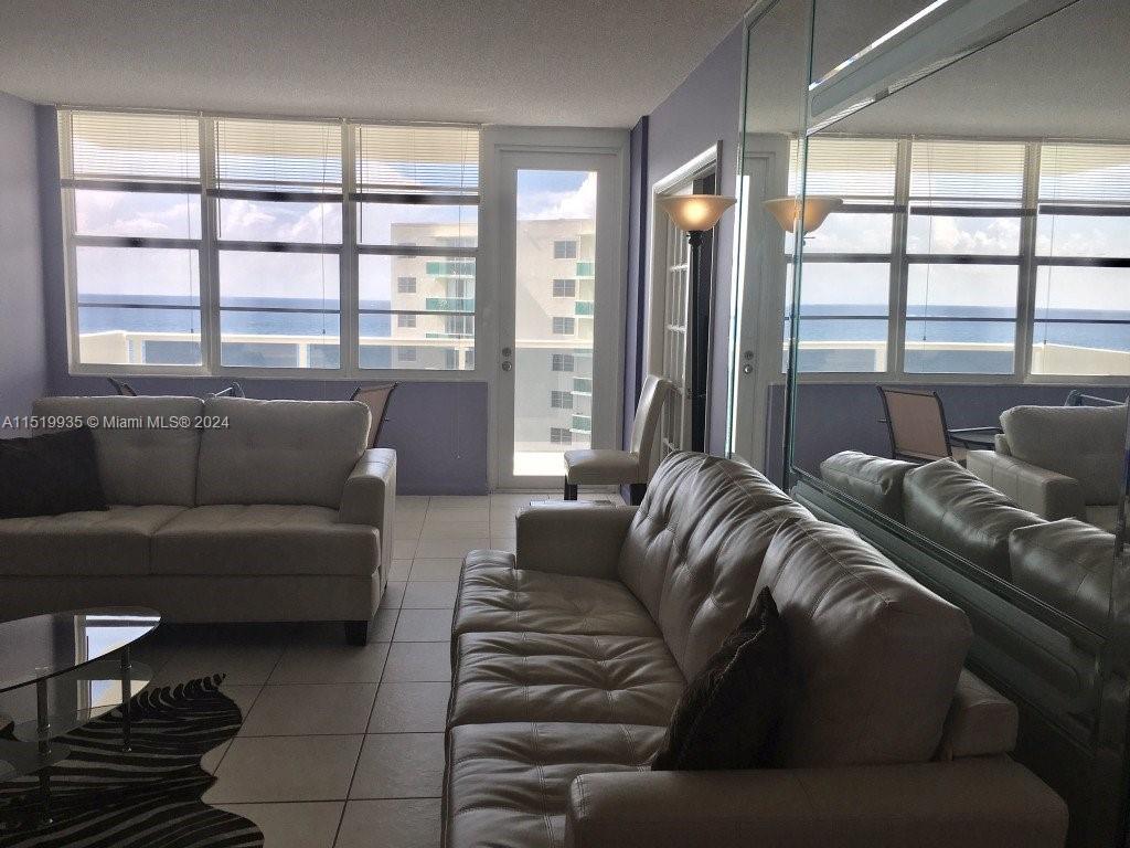 3725 Ocean Dr, Hollywood, FL, 33019 United States, 2 Bedrooms Bedrooms, ,2 BathroomsBathrooms,Residential,For Sale,Ocean Dr,A11519935