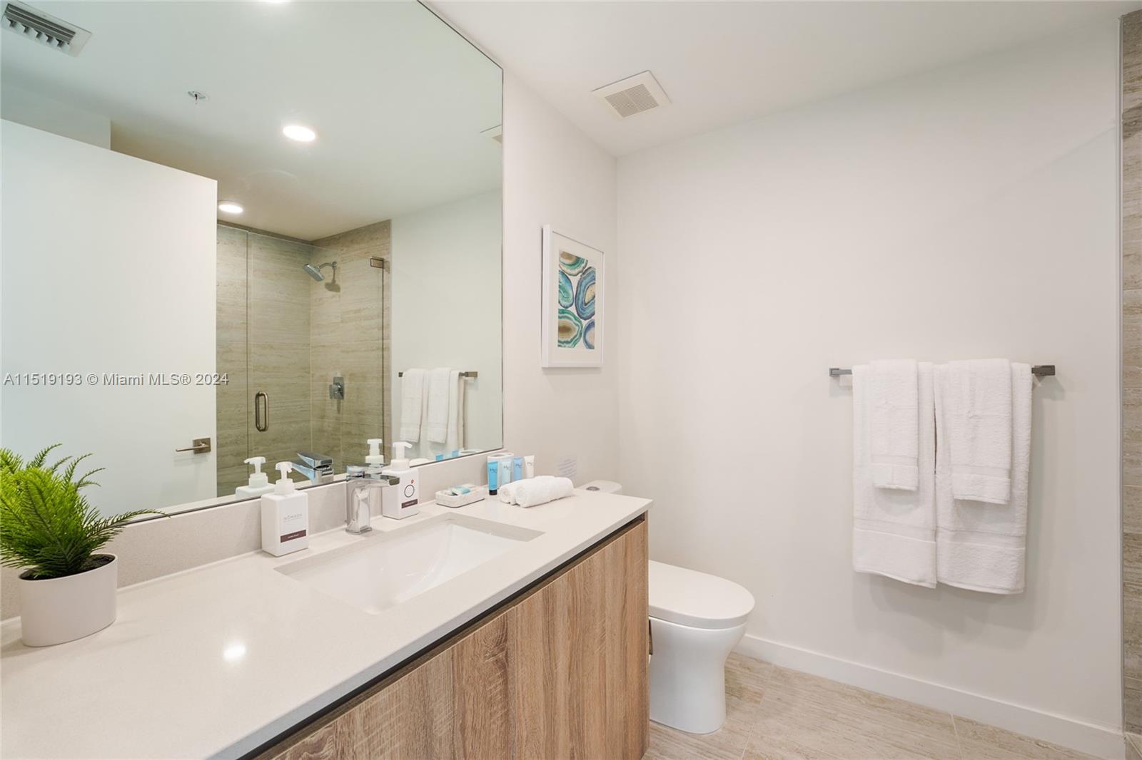 3900 Biscayne Blvd S-412, Miami, Florida 33137, 2 Bedrooms Bedrooms, ,2 BathroomsBathrooms,Residential,For Sale,3900 Biscayne Blvd S-412,A11519193