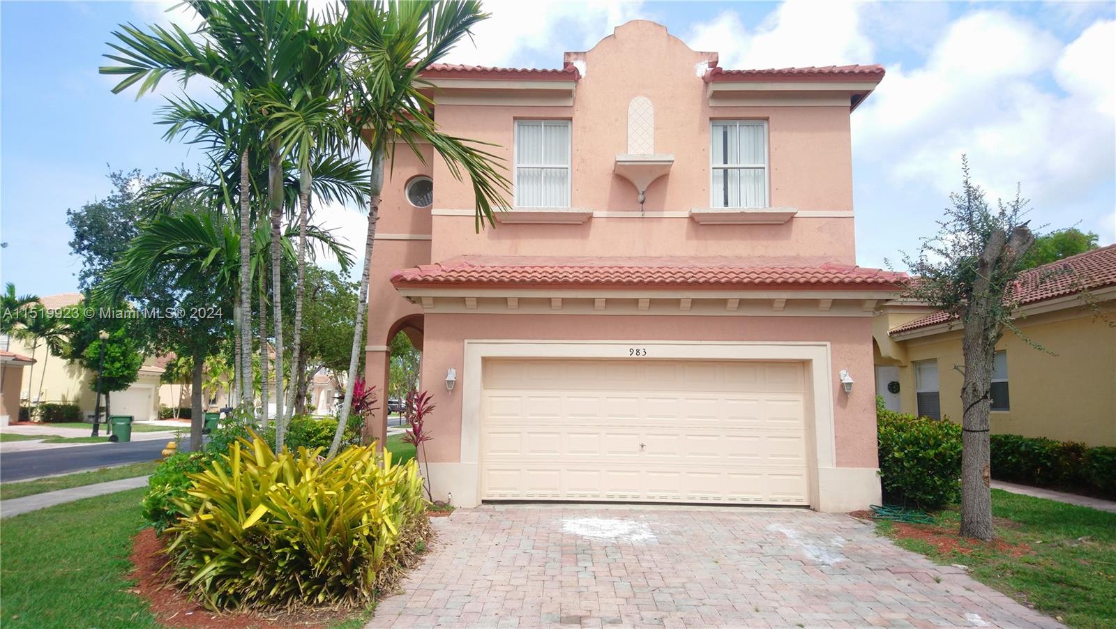 983 NE 37th Ave, Homestead, Florida 33033, 3 Bedrooms Bedrooms, ,2 BathroomsBathrooms,Residentiallease,For Rent,983 NE 37th Ave,A11519923