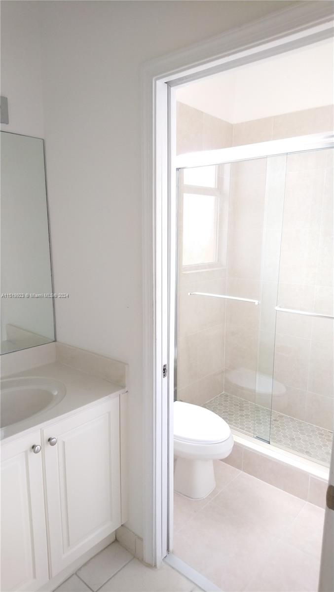 983 NE 37th Ave, Homestead, Florida 33033, 3 Bedrooms Bedrooms, ,2 BathroomsBathrooms,Residentiallease,For Rent,983 NE 37th Ave,A11519923