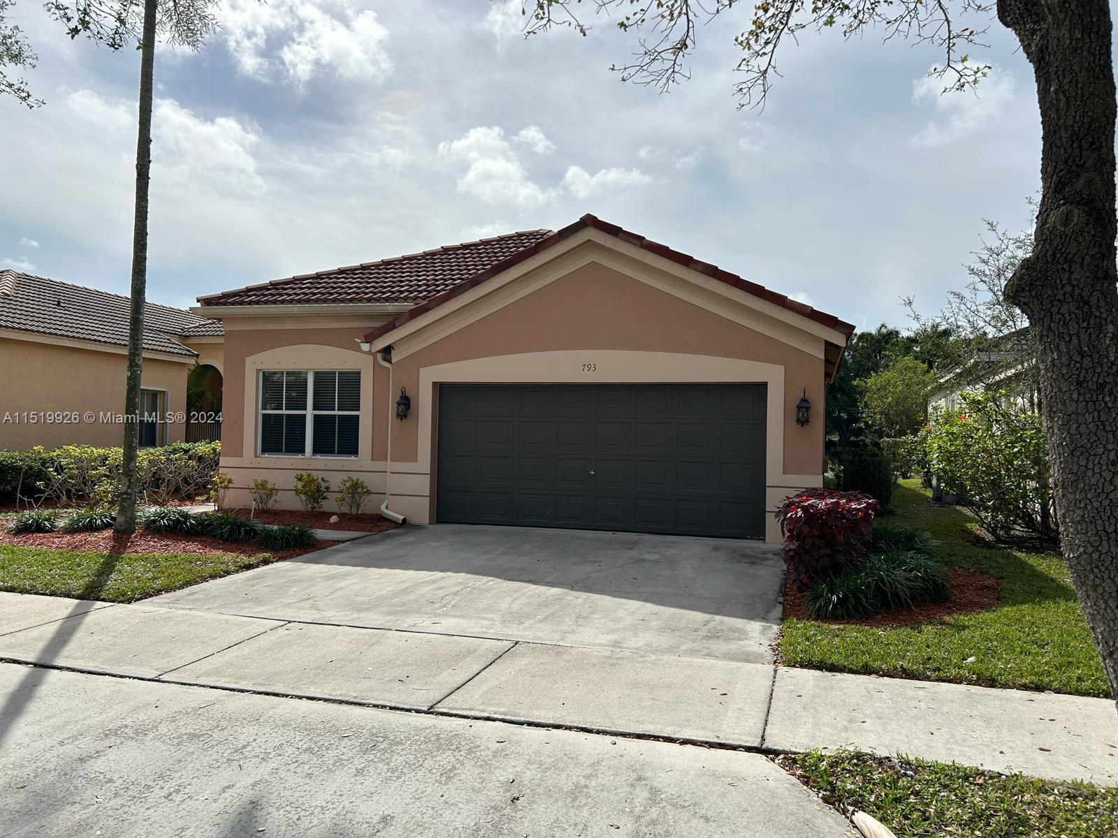 793 Tanglewood Cir, Weston, FL, 33327 United States, 3 Bedrooms Bedrooms, ,2 BathroomsBathrooms,Residential,For Sale,Tanglewood Cir,A11519926