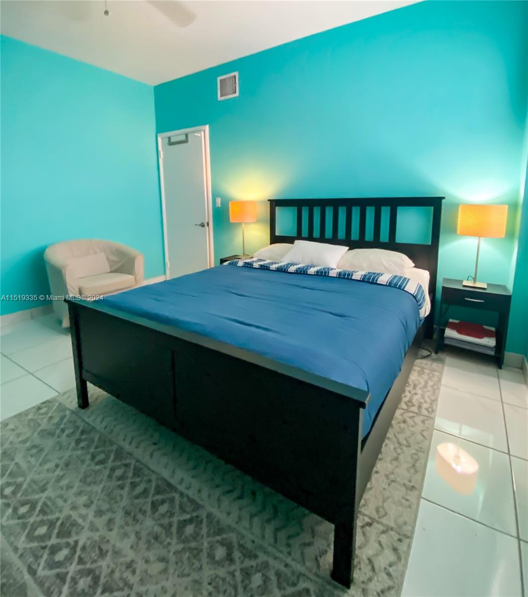 1755 Washington Ave 2C, Miami Beach, Florida 33139, 1 Bedroom Bedrooms, ,1 BathroomBathrooms,Residentiallease,For Rent,1755 Washington Ave 2C,A11519335