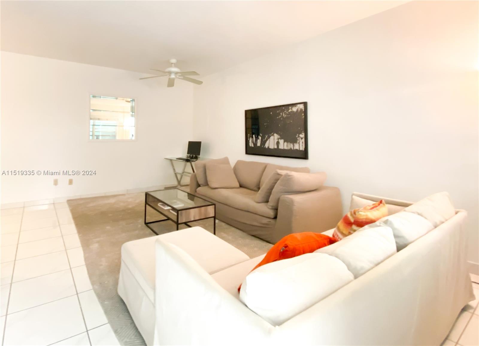 1755 Washington Ave 2C, Miami Beach, Florida 33139, 1 Bedroom Bedrooms, ,1 BathroomBathrooms,Residentiallease,For Rent,1755 Washington Ave 2C,A11519335