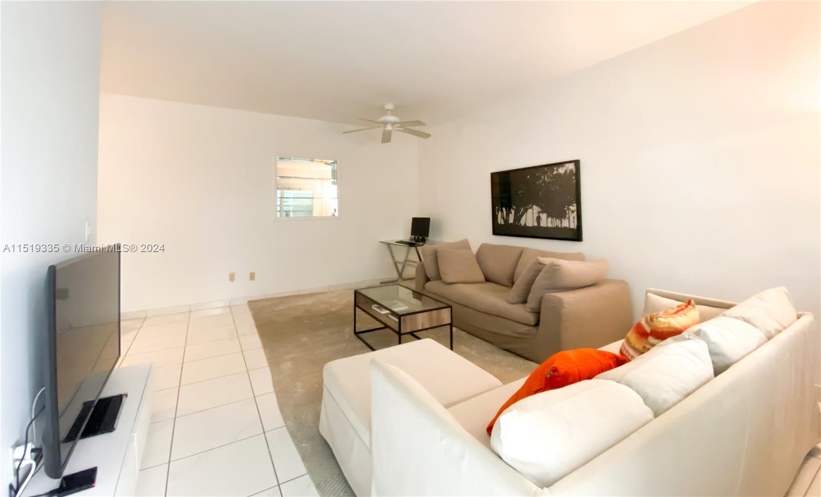 1755 Washington Ave 2C, Miami Beach, Florida 33139, 1 Bedroom Bedrooms, ,1 BathroomBathrooms,Residentiallease,For Rent,1755 Washington Ave 2C,A11519335