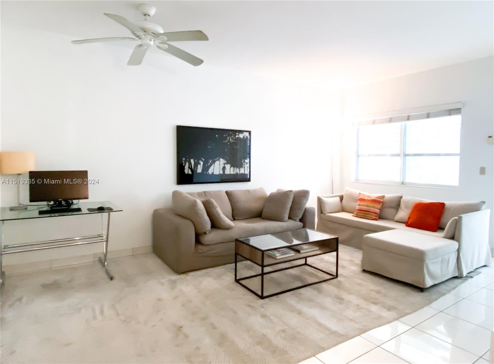 1755 Washington Ave 2C, Miami Beach, Florida 33139, 1 Bedroom Bedrooms, ,1 BathroomBathrooms,Residentiallease,For Rent,1755 Washington Ave 2C,A11519335