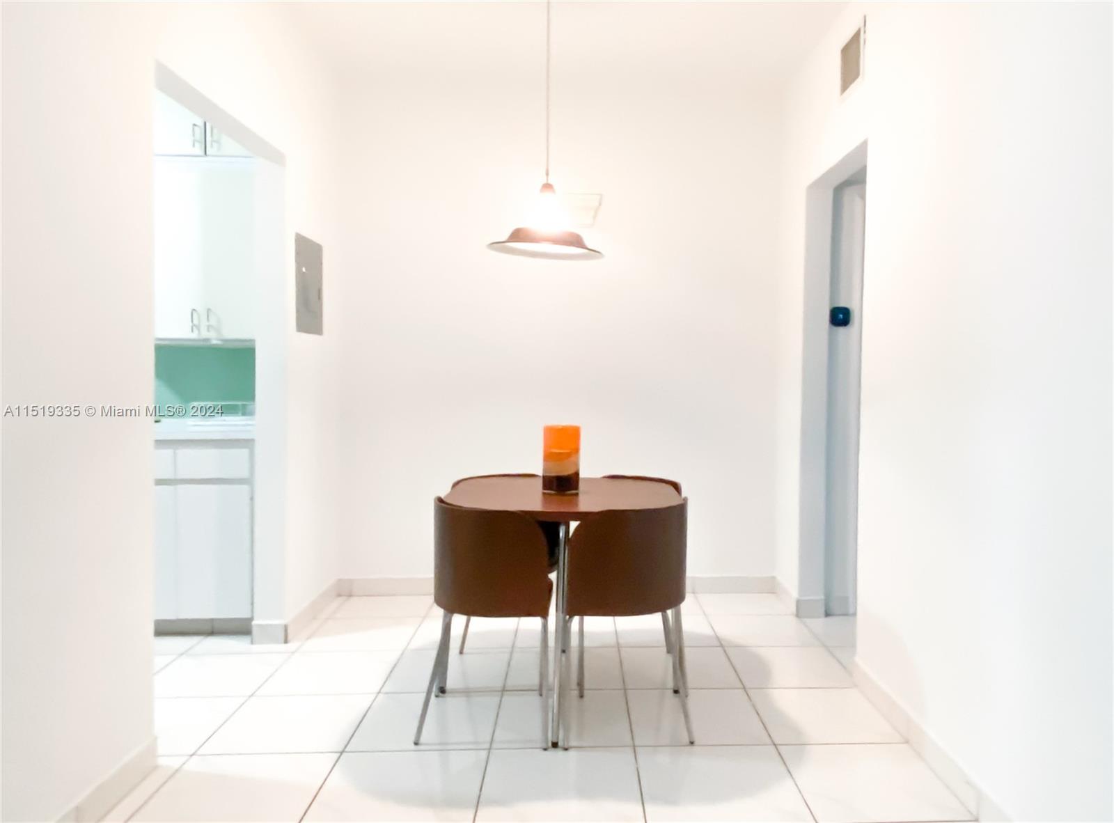 1755 Washington Ave 2C, Miami Beach, Florida 33139, 1 Bedroom Bedrooms, ,1 BathroomBathrooms,Residentiallease,For Rent,1755 Washington Ave 2C,A11519335