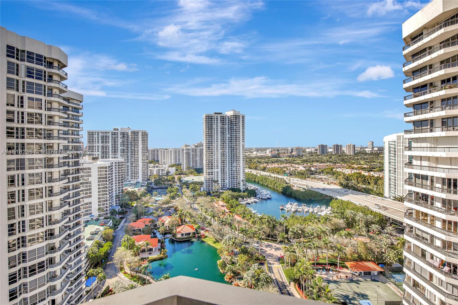 19195 36th Ct, Aventura, FL, 33180 United States, 2 Bedrooms Bedrooms, ,2 BathroomsBathrooms,Residential,For Sale,36th Ct,A11518235