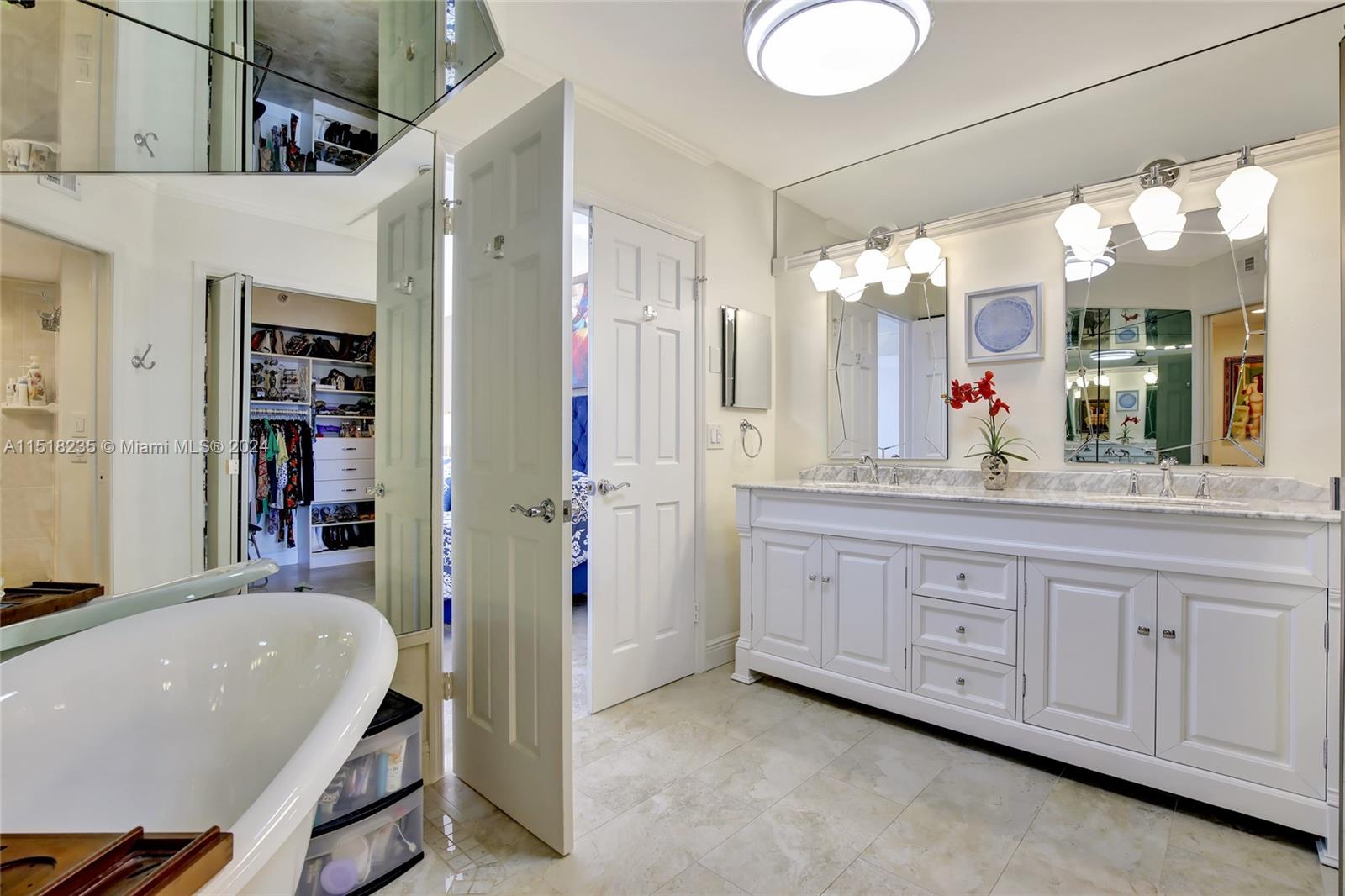 19195 36th Ct, Aventura, FL, 33180 United States, 2 Bedrooms Bedrooms, ,2 BathroomsBathrooms,Residential,For Sale,36th Ct,A11518235
