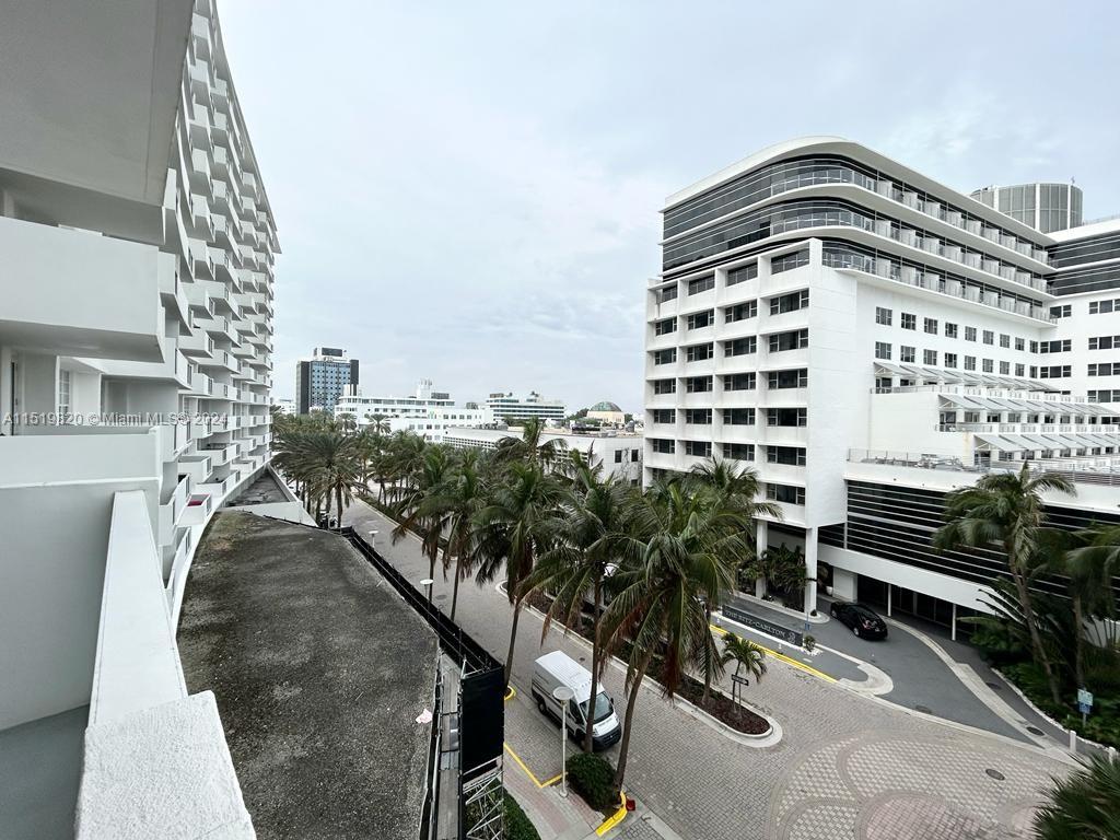 100 Lincoln Rd 535, Miami Beach, Florida 33139, 1 Bedroom Bedrooms, ,1 BathroomBathrooms,Residentiallease,For Rent,100 Lincoln Rd 535,A11519820