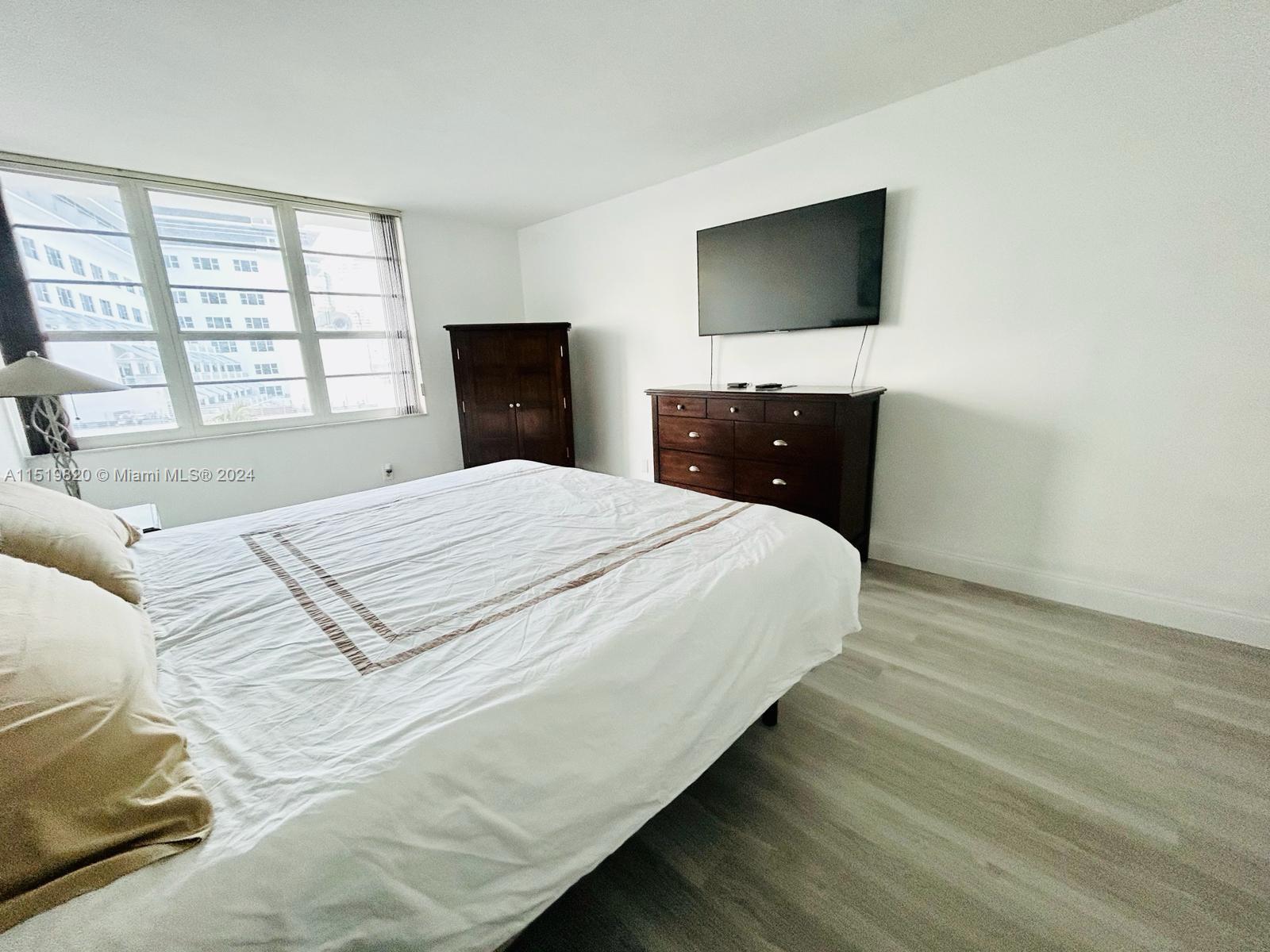 100 Lincoln Rd 535, Miami Beach, Florida 33139, 1 Bedroom Bedrooms, ,1 BathroomBathrooms,Residentiallease,For Rent,100 Lincoln Rd 535,A11519820