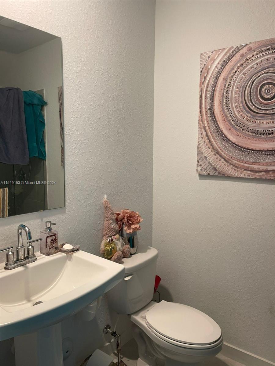 483 NE 4th Ln, Florida City, Florida 33034, 3 Bedrooms Bedrooms, ,3 BathroomsBathrooms,Residential,For Sale,483 NE 4th Ln,A11519153