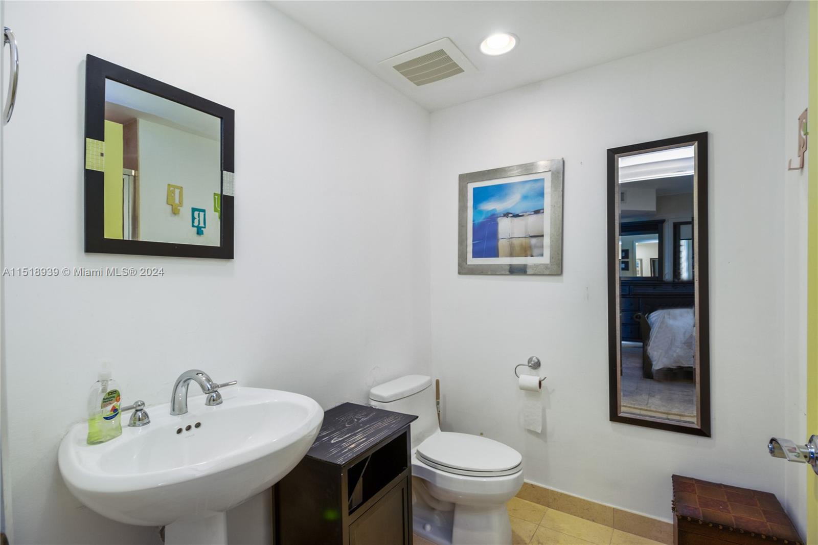 1830 S OCEAN DR 2104, Hallandale Beach, Florida 33009, 3 Bedrooms Bedrooms, ,3 BathroomsBathrooms,Residentiallease,For Rent,1830 S OCEAN DR 2104,A11518939