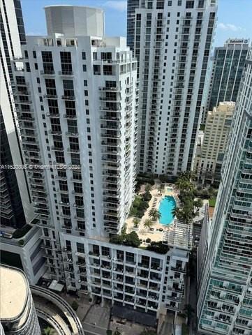 Gorgeous 1,128 sq ft Brickell Loft on the 24th floor. Features loft-style bedroom on the 2nd floor with 1 full bath & 1 half bath on the 1st floor. Open floor plan has high ceilings & large windows facing West providing a beautiful view of Brickell skyline & sunrises, while the balcony showcases Brickell lights at night. Kitchen is equipped with Italian-style custom-designed cabinetry with granite countertops & backsplashes. Residents can enjoy excellent amenities: sundeck with temperature-controlled swimming pool & whirlpool, fitness center with yoga room, steam rooms, & treatment rooms; party room; billiards room; & virtual golf room. Tower provides 24-hour valet parking. Located in the heart of Brickell Village, minutes away from the beaches, Key Biscayne, Coconut Grove, & Coral Gables.