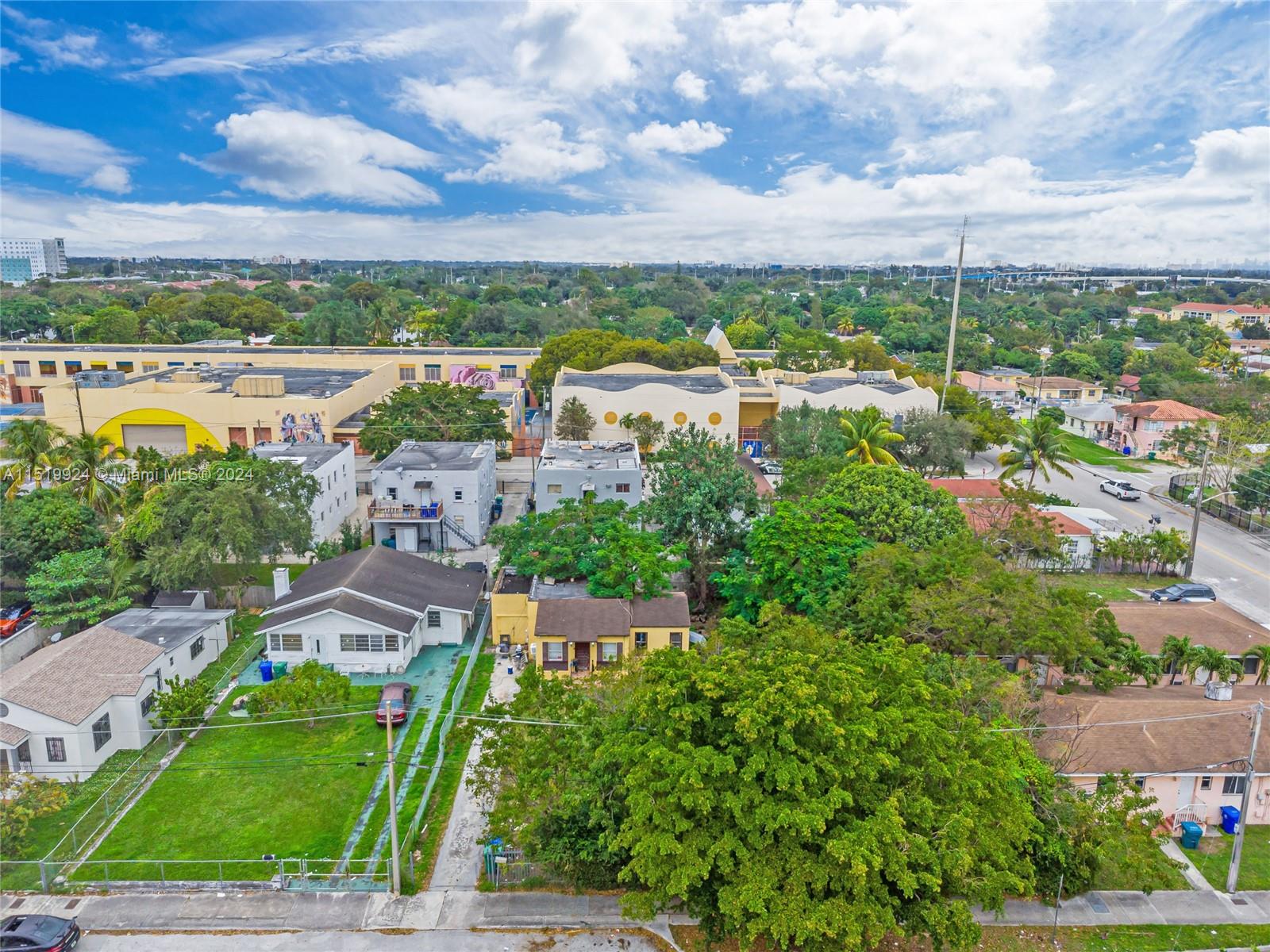 1027 NW 29th St, Miami, Florida 33127, 2 Bedrooms Bedrooms, ,2 BathroomsBathrooms,Residential,For Sale,1027 NW 29th St,A11519924