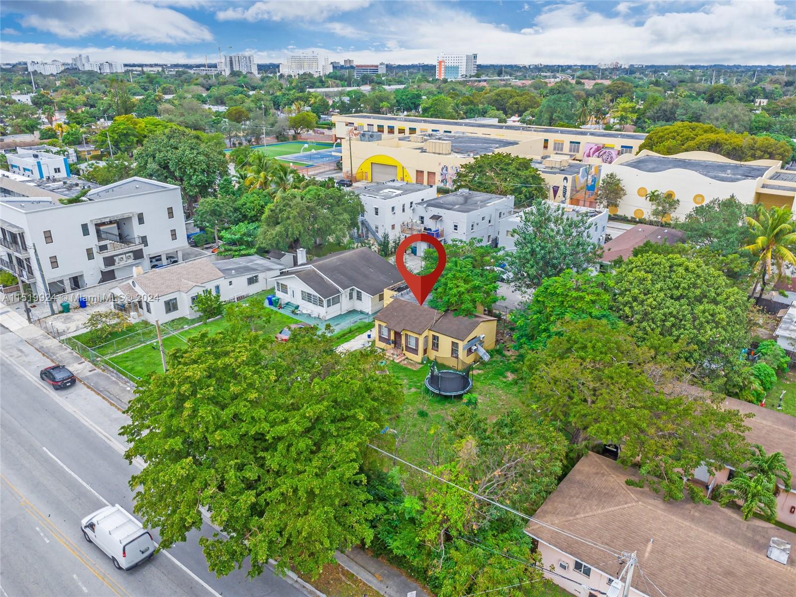 1027 NW 29th St, Miami, Florida 33127, 2 Bedrooms Bedrooms, ,2 BathroomsBathrooms,Residential,For Sale,1027 NW 29th St,A11519924