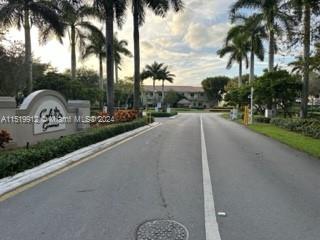 1656 SE 23rd Ln, Homestead, Florida 33035, 4 Bedrooms Bedrooms, ,3 BathroomsBathrooms,Residential,For Sale,1656 SE 23rd Ln,A11519912