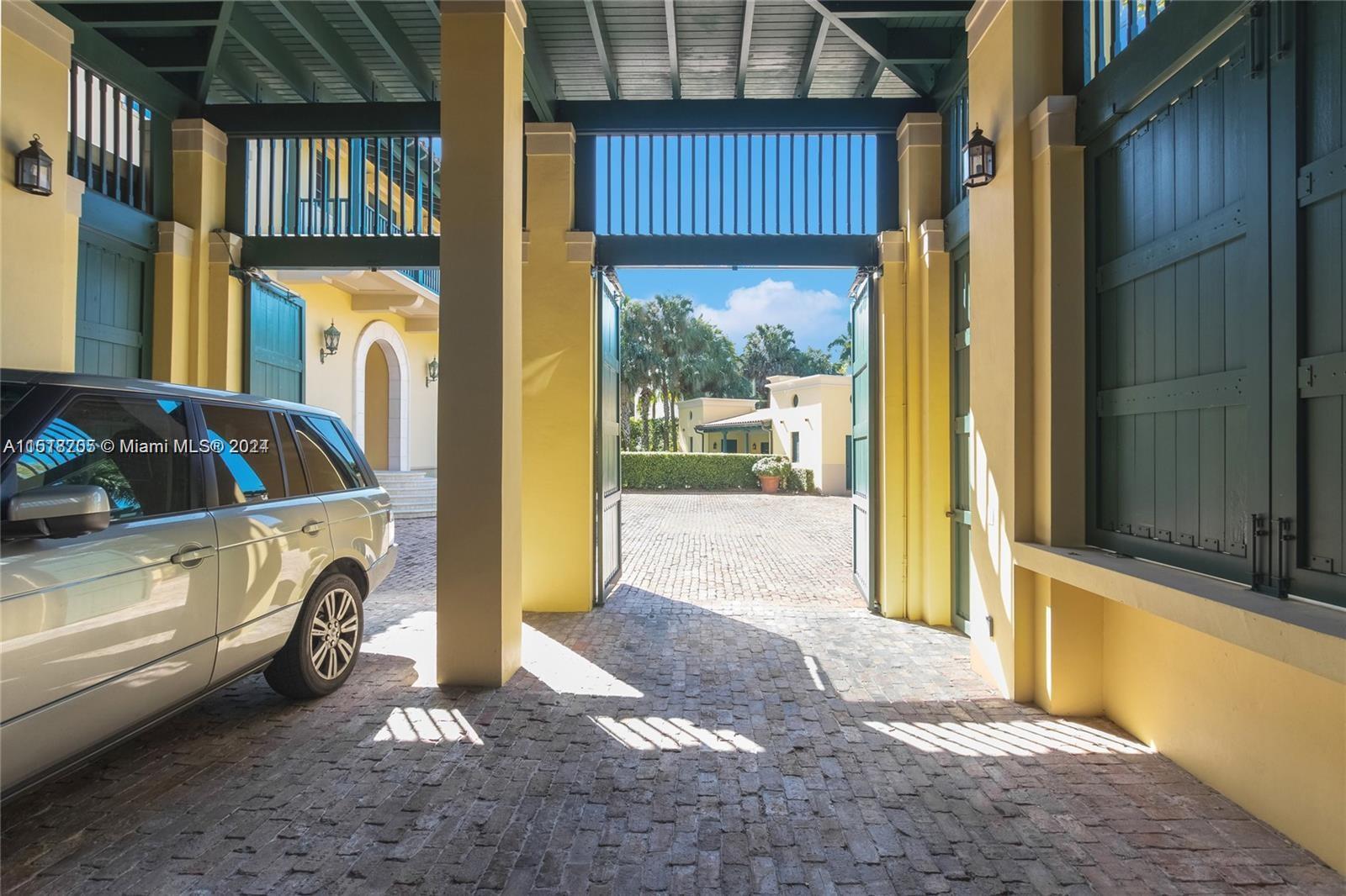 11065 Marin St, Coral Gables, Florida 33156, 6 Bedrooms Bedrooms, ,5 BathroomsBathrooms,Residential,For Sale,11065 Marin St,A11518705