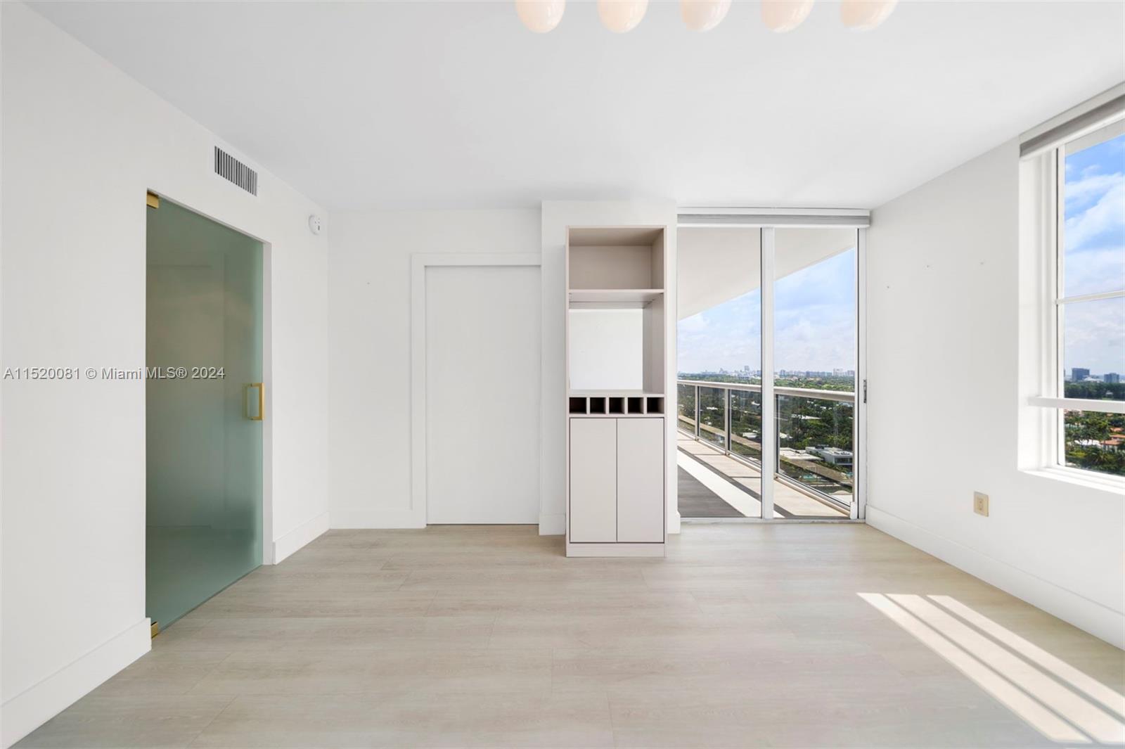 1900 Sunset Harbour dr 1911, Miami Beach, Florida 33139, 2 Bedrooms Bedrooms, ,2 BathroomsBathrooms,Residentiallease,For Rent,1900 Sunset Harbour dr 1911,A11520081
