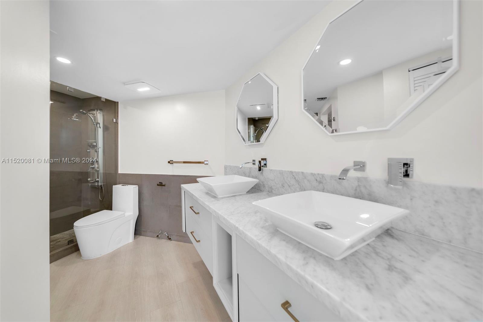 1900 Sunset Harbour dr 1911, Miami Beach, Florida 33139, 2 Bedrooms Bedrooms, ,2 BathroomsBathrooms,Residentiallease,For Rent,1900 Sunset Harbour dr 1911,A11520081