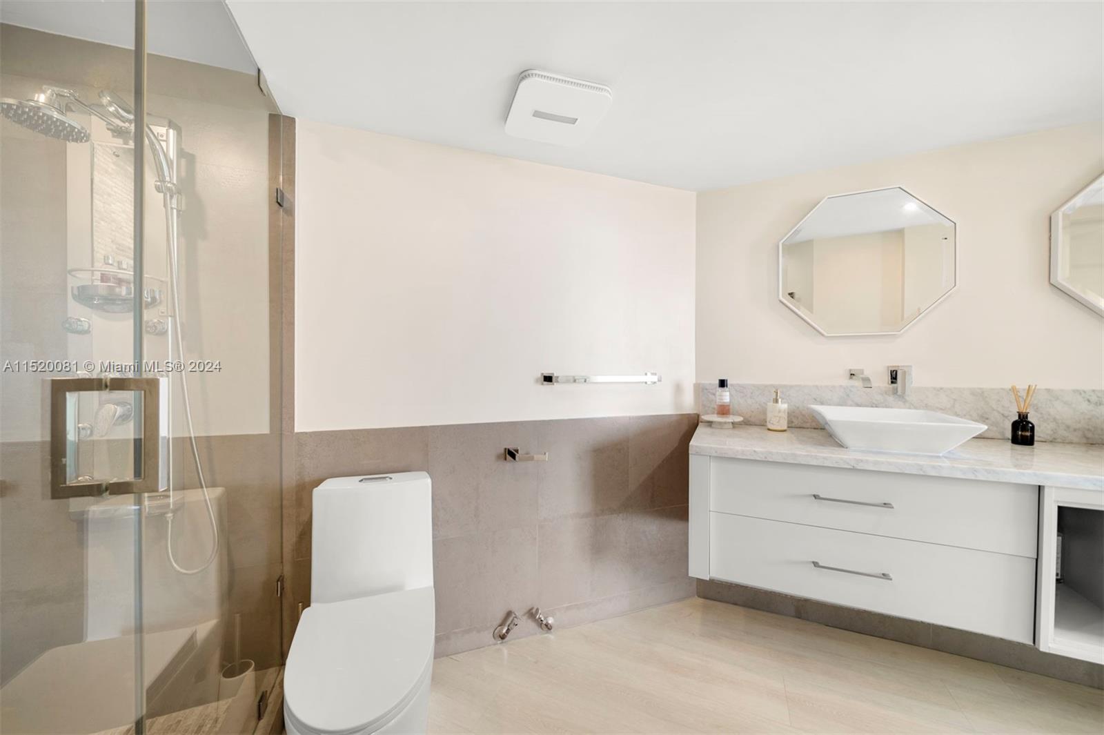 1900 Sunset Harbour dr 1911, Miami Beach, Florida 33139, 2 Bedrooms Bedrooms, ,2 BathroomsBathrooms,Residentiallease,For Rent,1900 Sunset Harbour dr 1911,A11520081