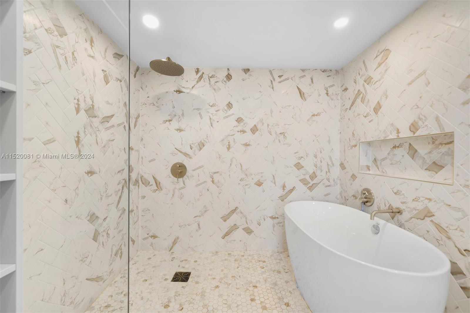 1900 Sunset Harbour dr 1911, Miami Beach, Florida 33139, 2 Bedrooms Bedrooms, ,2 BathroomsBathrooms,Residentiallease,For Rent,1900 Sunset Harbour dr 1911,A11520081