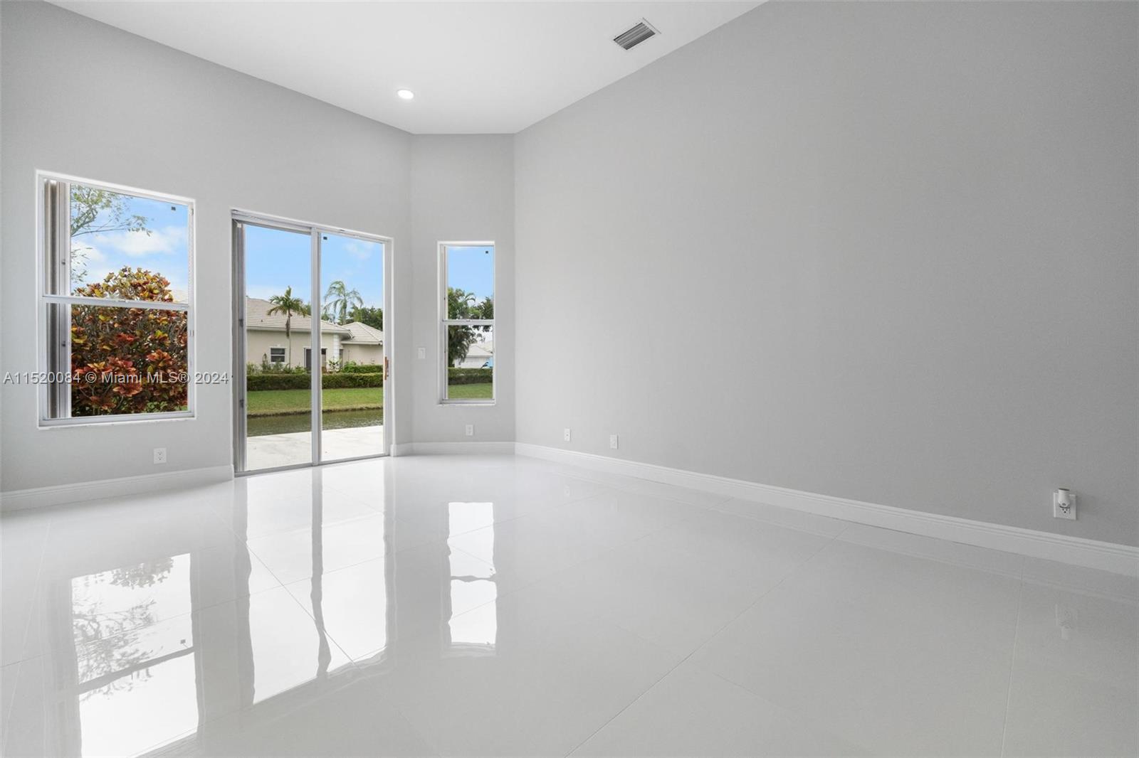 7973 Travlers Tree Dr, Boca Raton, FL, 33433 United States, 3 Bedrooms Bedrooms, ,2 BathroomsBathrooms,Residential,For Sale,Travlers Tree Dr,A11520084