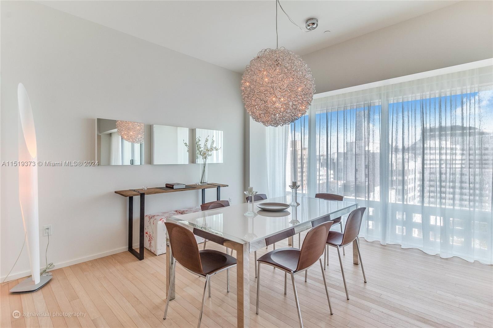 2901 COLLINS AV 1207, Miami Beach, Florida 33140, 1 Bedroom Bedrooms, ,1 BathroomBathrooms,Residential,For Sale,2901 COLLINS AV 1207,A11519373