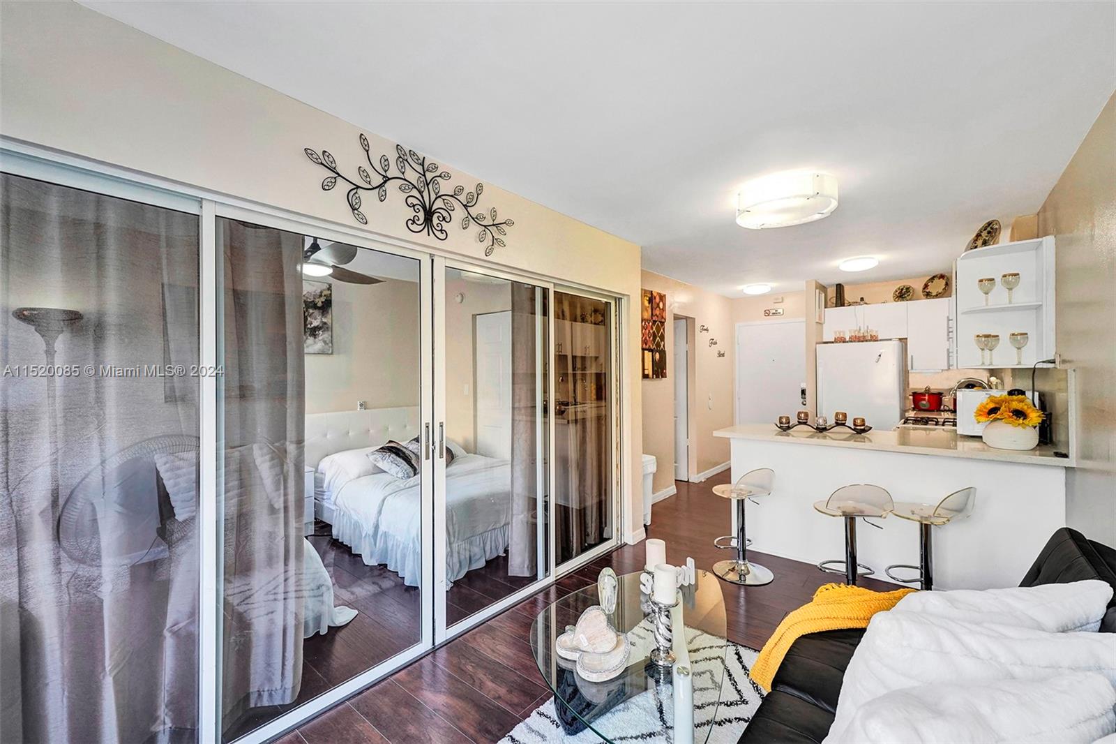 710 Washington Ave 315 (Available 05/20), Miami Beach, Florida 33139, 1 Bedroom Bedrooms, ,1 BathroomBathrooms,Residentiallease,For Rent,710 Washington Ave 315 (Available 05/20),A11520085