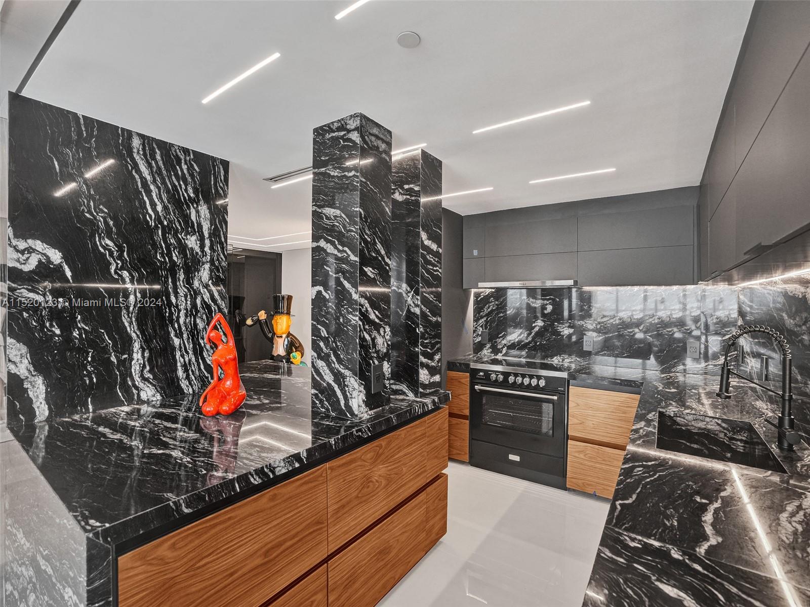 17875 Collins Ave 3001, Sunny Isles Beach, Florida 33160, 4 Bedrooms Bedrooms, ,4 BathroomsBathrooms,Residential,For Sale,17875 Collins Ave 3001,A11520123