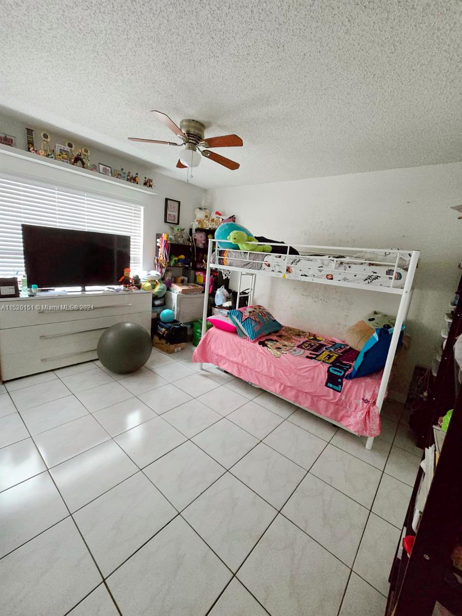 8023 Lake Dr 105, Doral, FL 33166, 2 Bedrooms Bedrooms, ,2 BathroomsBathrooms,Residential,For Sale,Lake Dr,A11520151