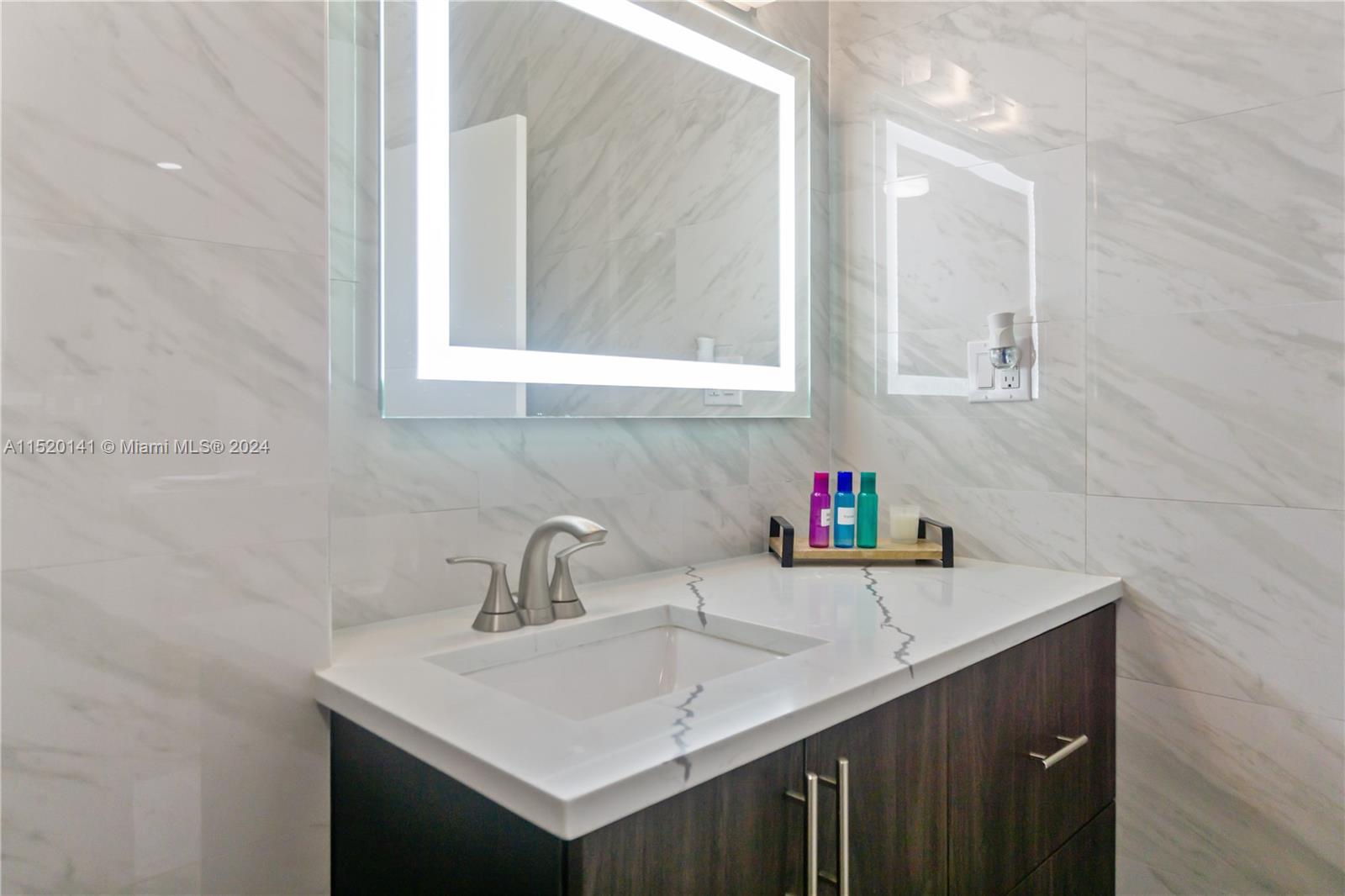 100 Lincoln Rd 1120, Miami Beach, Florida 33139, ,1 BathroomBathrooms,Residentiallease,For Rent,100 Lincoln Rd 1120,A11520141