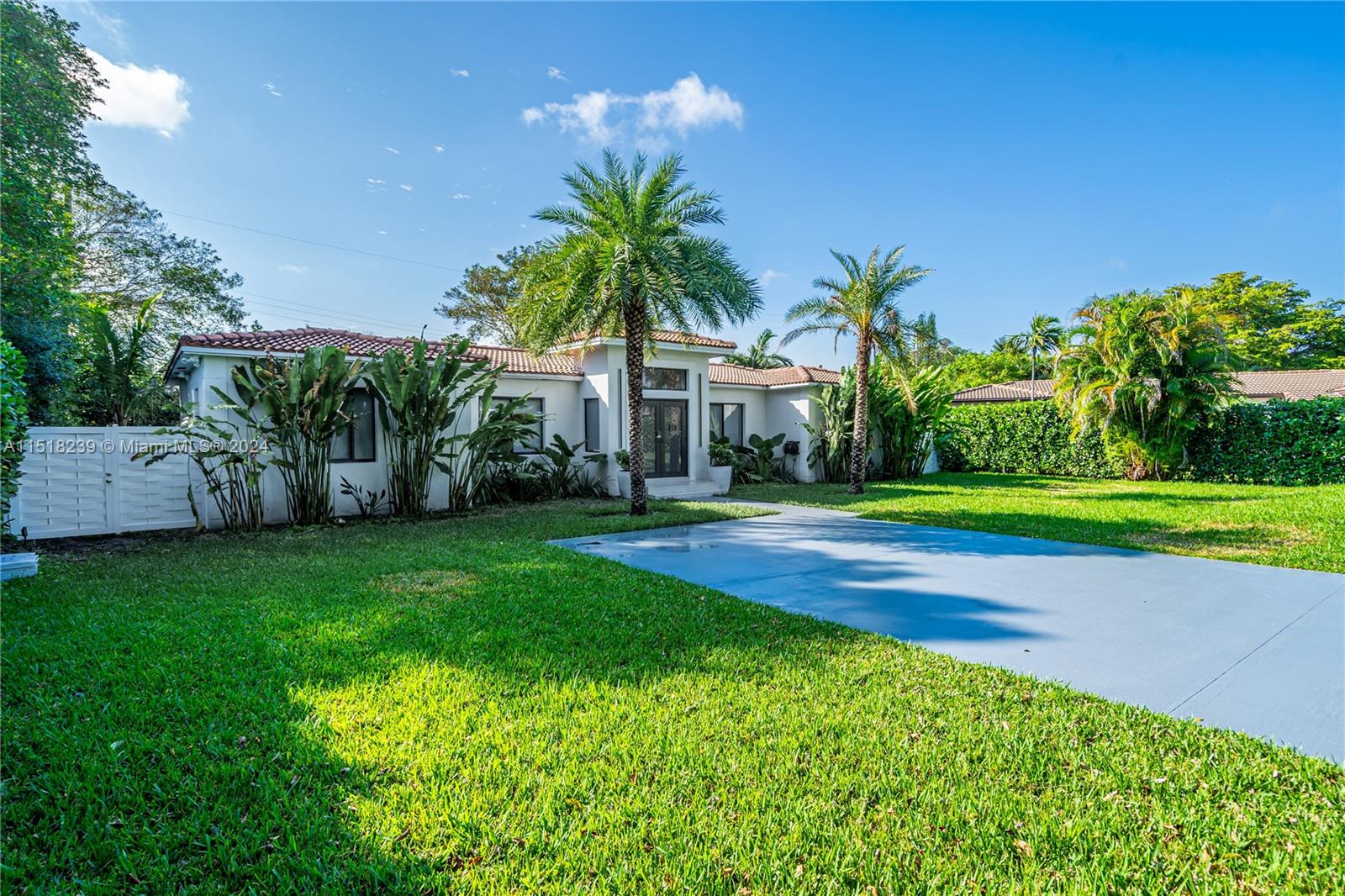 930 108th St, Biscayne Park, FL, 33161 United States, 4 Bedrooms Bedrooms, ,2 BathroomsBathrooms,Residential,For Sale,108th St,A11518239