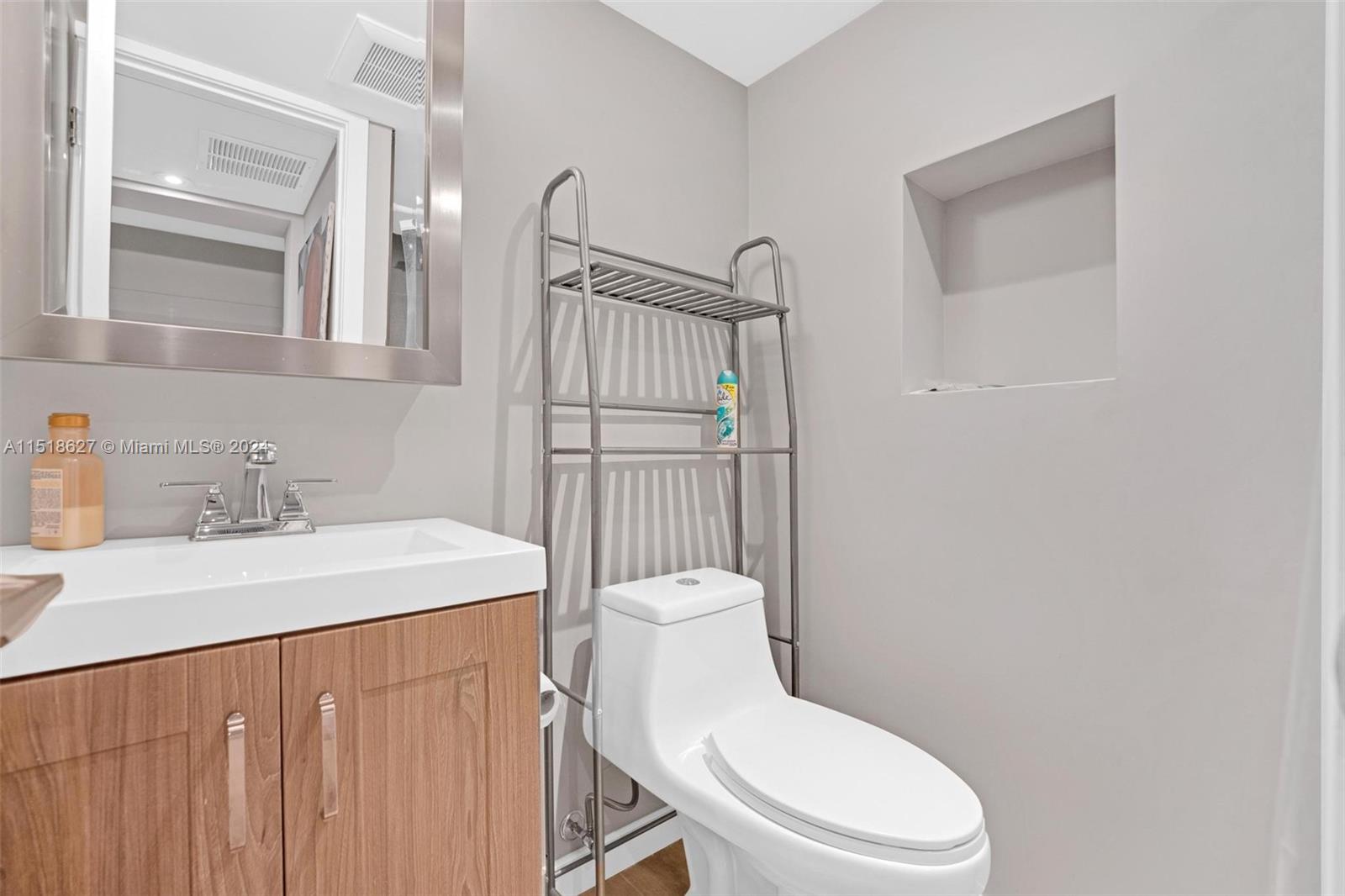 14400 Garden Dr, Miami, Florida 33168, 2 Bedrooms Bedrooms, ,2 BathroomsBathrooms,Residential,For Sale,14400 Garden Dr,A11518627