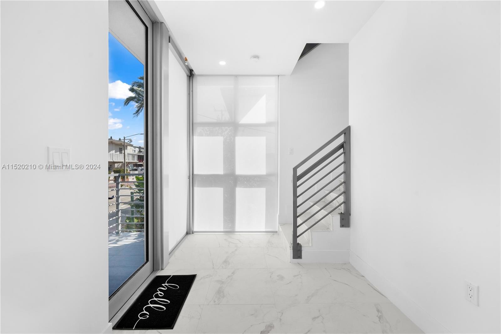 7645 Carlyle Ave, Miami Beach, Florida 33141, ,Commercialsale,For Sale,7645 Carlyle Ave,A11520210