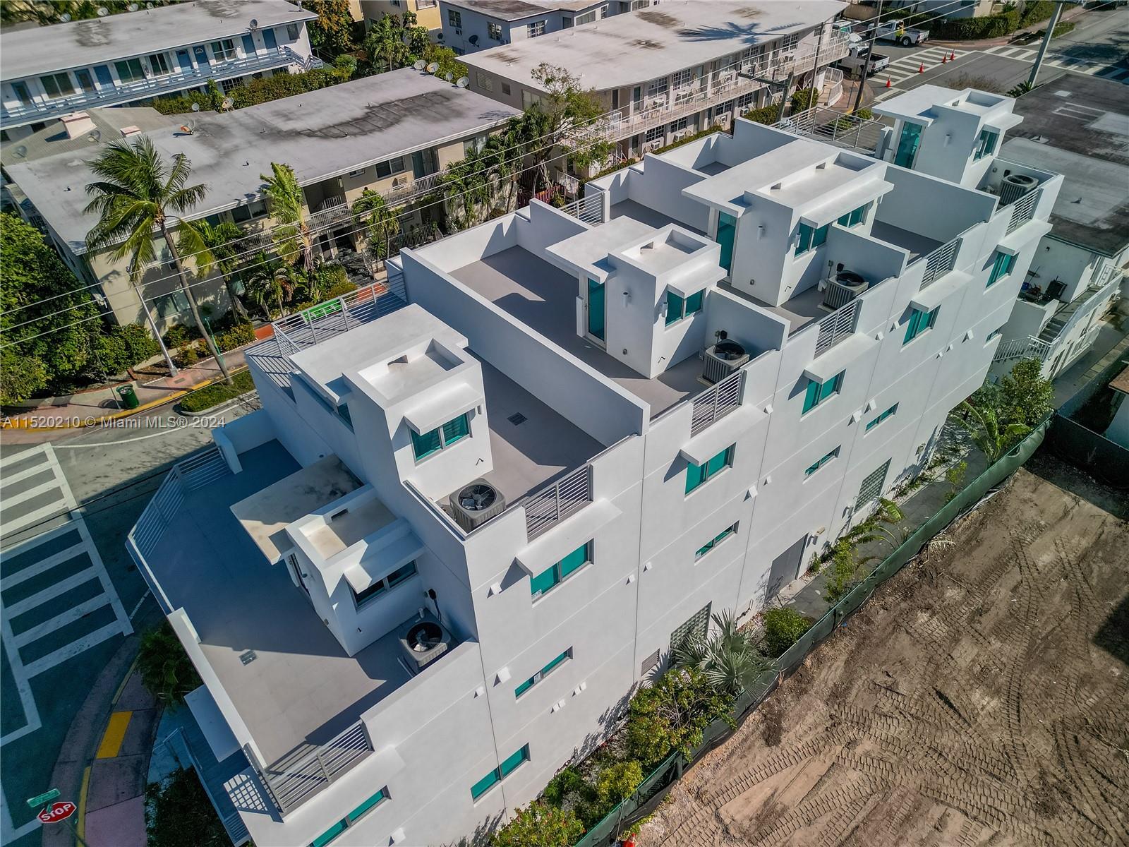 7645 Carlyle Ave, Miami Beach, Florida 33141, ,Commercialsale,For Sale,7645 Carlyle Ave,A11520210