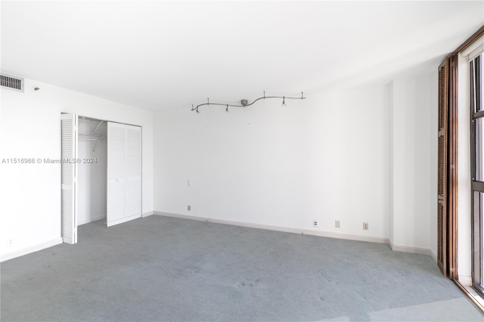 2000 Towerside Ter 1610, Miami, Florida 33138, 2 Bedrooms Bedrooms, ,2 BathroomsBathrooms,Residential,For Sale,2000 Towerside Ter 1610,A11516966