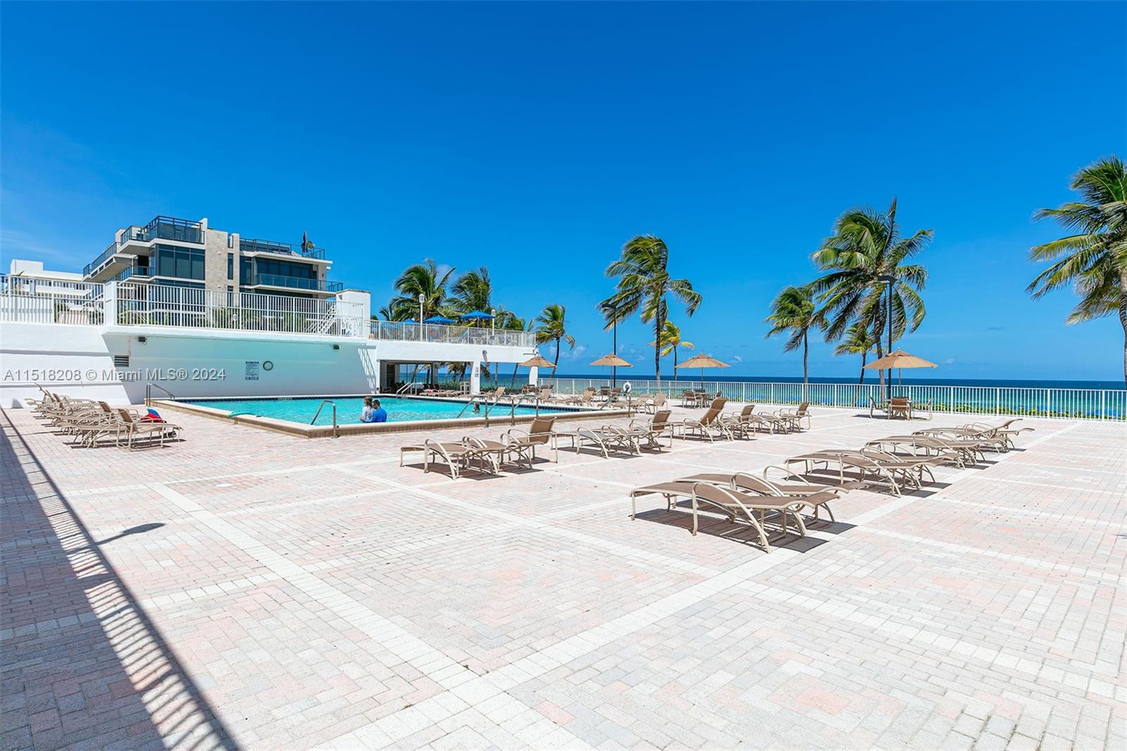 2301 Ocean Dr, Hollywood, FL, 33019 United States, 1 Bedroom Bedrooms, ,1 BathroomBathrooms,Residential,For Sale,Ocean Dr,A11518208