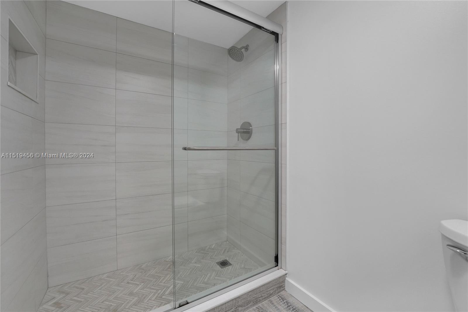 5555 N Ocean Blvd 76, Lauderdale By The Sea, Florida 33308, 2 Bedrooms Bedrooms, ,2 BathroomsBathrooms,Residential,For Sale,5555 N Ocean Blvd 76,A11519456