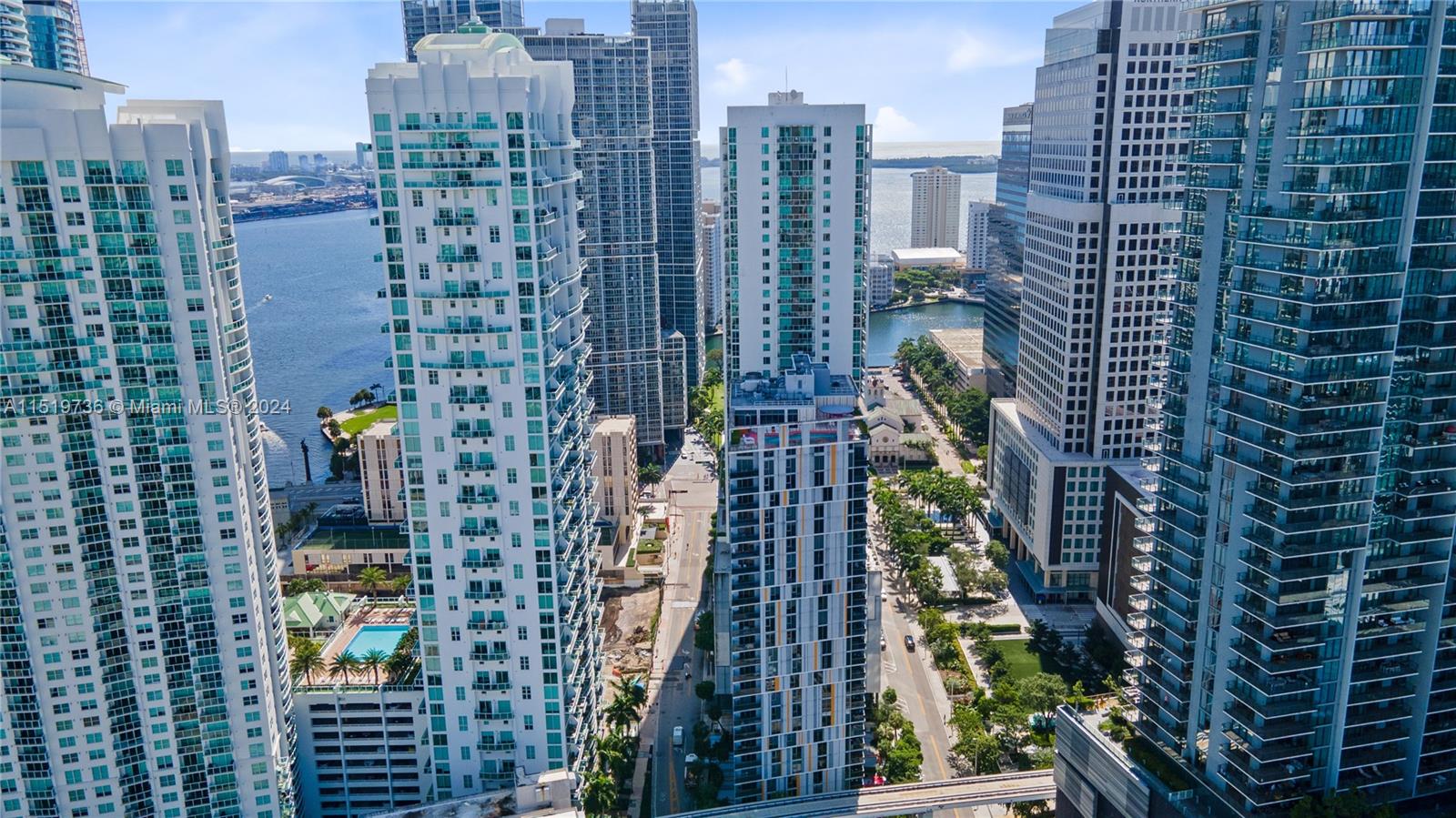 500 Brickell Ave, Miami, FL, 33131 United States, 2 Bedrooms Bedrooms, ,2 BathroomsBathrooms,Residential,For Sale,Brickell Ave,A11519736