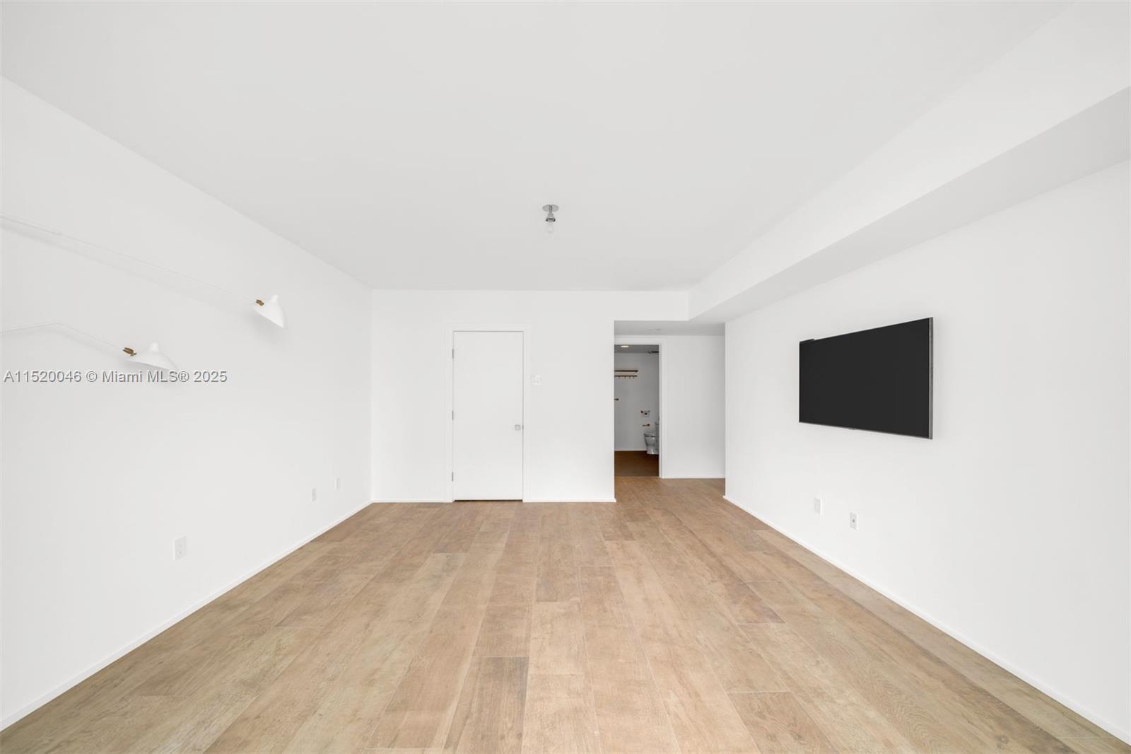 5875 Collins Ave, Miami Beach, FL, 33140 United States, 3 Bedrooms Bedrooms, ,3 BathroomsBathrooms,Residential,For Sale,Collins Ave,A11520046